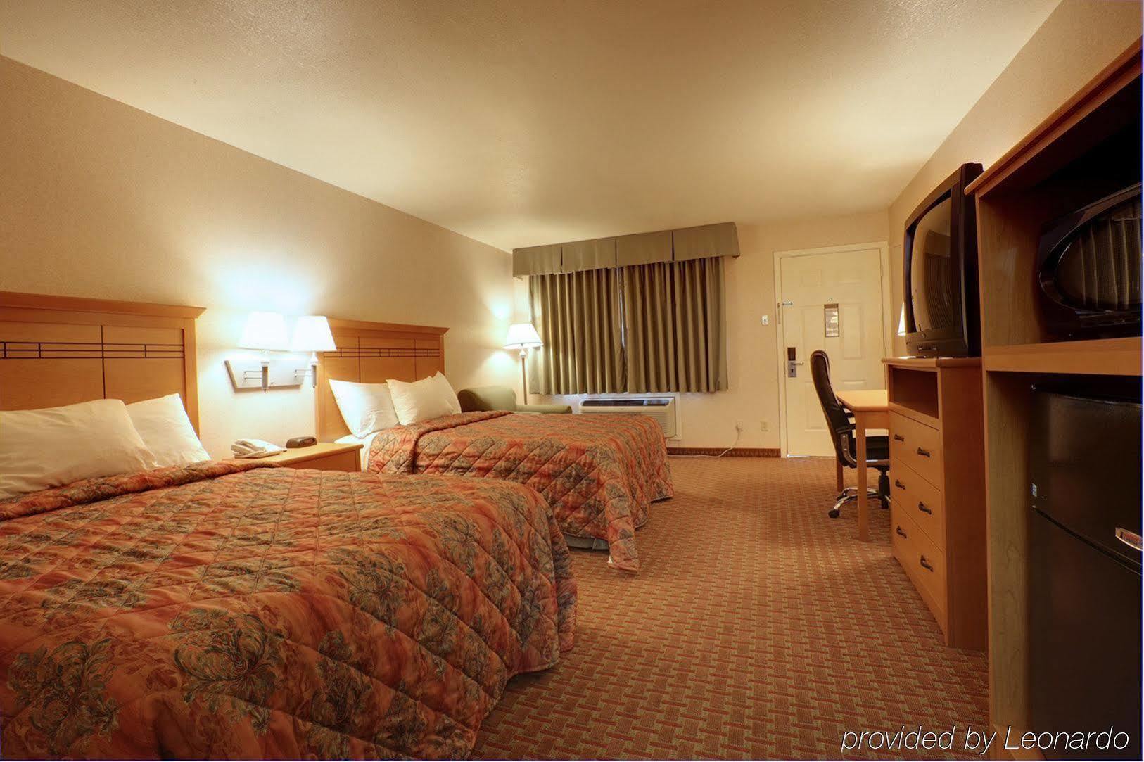 Americas Best Value Inn And Suites Desoto Exterior photo